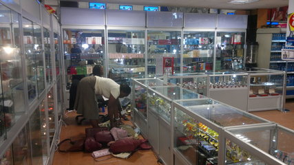 【原廠直銷 精品數碼展示柜臺 玻璃貨柜 首飾柜 鋁質 多款供選拆裝】價格,廠家,圖片,義烏市馳翔貨架-