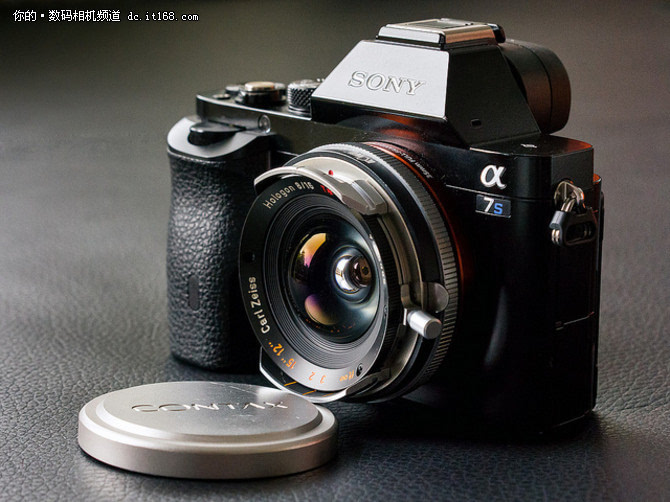 紅移消失 索尼a7RII轉接廣角鏡頭測試-