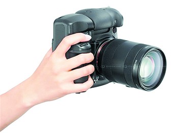 數(shù)碼單反相機(jī)的“三足鼎立”格局